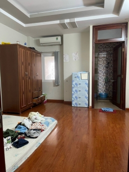 Bán nhà HXH Cống Lỡ Tân Bình 4PN xây lệch tầng mới đẹp thoáng mát.