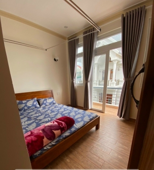 Cần bán căn nhà đang kinh doanh homestay ở Nam Hồ, Phường 11, TP. Đà Lạt, giá 5 tỷ