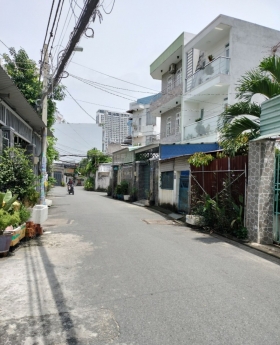 NHÀ MẶT TIỀN NGUYỄN DUY TRINH VÀO ĐƯỜNG SỐ 13,  Quận 2, Nhà 4,3 x 16,5m, 2 tầng, 2PN, 2WC, nở hậu