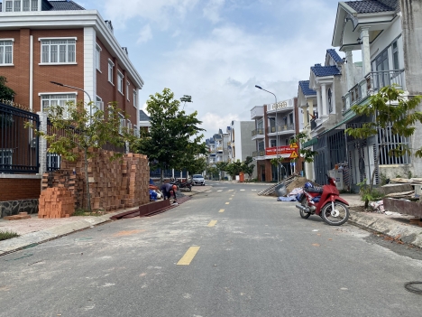 Bán Nhà Lầu Trệt 64m2 - 3 Phòng Ngủ -Có Phòng Ngủ Dưới