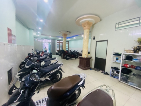 Bán nhà mặt tiền đường Đất Thánh- Tân Bình, DT 10 x 28, 6 tầng, 50 PN giá 50 tỷ.