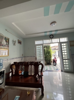 Cần Bán Ngang Hơn 5M Mới Tinh - Nguyễn Văn Quá.