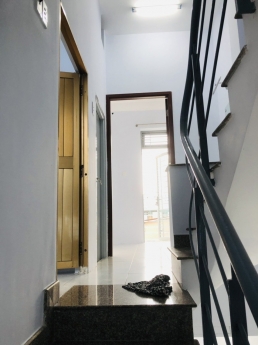 Bán nhà mới hẻm oto Hoàng Hoa Thám- Trương Đăng Quê 5 tỷ