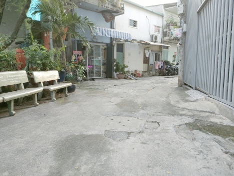 Nhà Bán Hồ Bá Phấn Quận 9 cạnh Metro 66m2 HXH Ngang 6m Chỉ Hơn 5 Tỷ Gía Rẻ