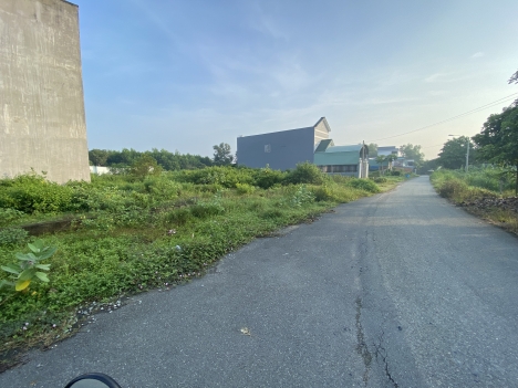 - SHR-.112 m2, 2 tỷ155 TR, Đường 214 - XÃ Hòa Phú , Củ Chi - HCM