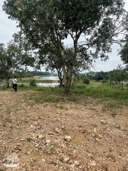 KẸT TIỀN - BÁN LÔ ĐẤT ĐẸP NGANG 54M SÁT HỒ TRỊ AN - SÔNG LA NGÀ
