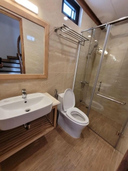 Bán nhà Văn Tiến Dũng, Bắc Từ Liêm 50m2 x 3 tầng, ô tô đỗ cổng, dân xây, 4.25 tỷ.