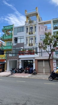 GẦN NGÃ 4 ĐS 7 TÊN LỬA NHÀ 4 TẤM MTKD ĐA NGÀNH