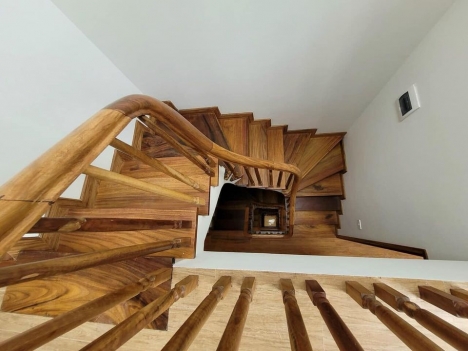 Bán nhà Văn Tiến Dũng, Bắc Từ Liêm 50m2 x 3 tầng, ô tô đỗ cổng, dân xây, 4.25 tỷ.
