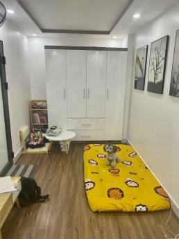 Nhà đẹp 3 tầng với dt 44m trong ngõ Chu văn An, nhà thiết kế hiện đại, nội thất sang trọng, cao cấp.