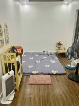 Nhà đẹp 3 tầng với dt 44m trong ngõ Chu văn An, nhà thiết kế hiện đại, nội thất sang trọng, cao cấp.