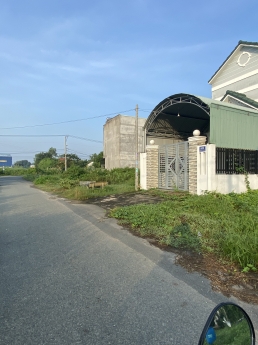 Cần bán lô đất mặt tiền  chính chủ, sổ hồng riêng, thổ cư 100%.  111 m2, 2,159 tỷ, Hòa Phú , Củ Chi