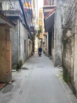 SIÊU PHẨM TRUNG TÂM GIÁP NHỊ - GẦN Ô TÔ TRÁNH SẦM UẤT THÔNG SANG QUẬN UỶ HOÀNG MAI