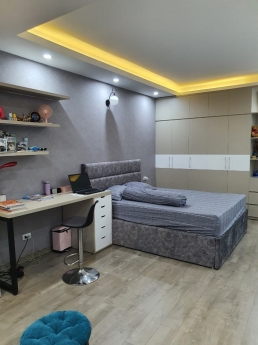 BÁN NHÀ DỊCH VỌNG HẬU, CẦU GIẤY, KINH DOANH, Ô TÔ TRÁNH, 50m2  7.3 TỶ