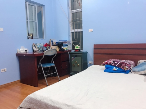CHỦ BÁN NHÀ PHỐ QUAN NHÂN:4TẦNG,30M2, MT3,M,NGÕ RỘNG THOÁNG SÁNG,GIÁ 3.3 TỶ.