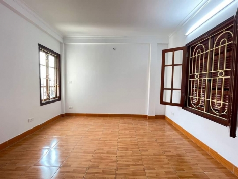Siêu Phẩm Thanh Xuân 15.5 tỷi 110m x 5 tầng..mặt tiền 5,4m phân lô oto vào nhà
