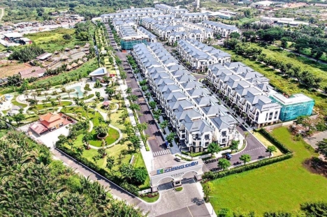 BIỆT THỰ KHANG ĐIỀN  hạ 4 tỷ (10 x 16); lô góc 1 Trệt 3 Lầu. Chỉ : 25Tỷ.