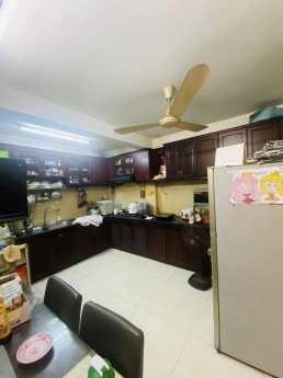 BÁN GẤP NHÀ 4 TẦNG - NGANG HƠN 6M - VỊ TRÍ CỰC ĐẸP.