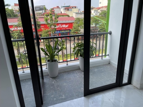 Chính chủ cần cho thuê nhanh căn nhà 3 tầng tại địa chỉ: 61 phố Hoàng Quốc Việt- Nghĩa Tân - Cầu