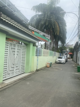 Bán nhà Hiệp Bình Chánh, Thủ Đức. 99m2 HXH nở hậu, ở liền. 4 tỷ 500TL.