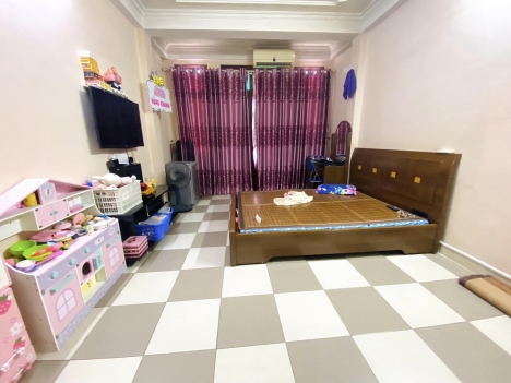 Bán nhà phố Võ Thị Sáu, gần Công viên Tuổi trẻ, 3.4 tỷ, kinh doanh nhỏ