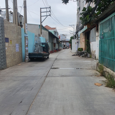 Nhà trệt, 1 lửng, 1 Phòng ngủ , 1 toilet, có thể cải thiện 2 phòng ngủ.