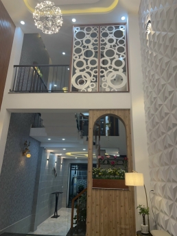 BÁN  GẤP NHÀ HXH LÊ TRỰC  PHƯỜNG 7 BÌNH THẠNH -80M2- 4 TẦNG - NGANG 7M-4PN-5WC -NHỈNH 8 TỶ