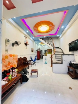 BÁN NHÀ 4 TẦNG HẺM 5m, KẾ CHỢ PHẠM VĂN BẠCH, 71 m2,5 TỶ 2