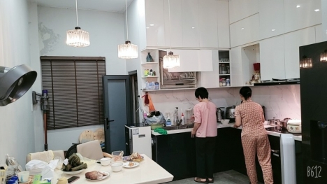 Bán nhà HXH Nguyễn Hữu Tiến mới đẹp kiên cố 4PN gần 60m2