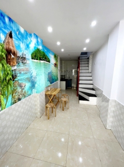 Bán nhà mới 2 tầng, công năng đủ, ngõ 166 Chùa Hàng, Lê Chân. 
20m2 bìa đỏ. Ngõ trước nhà 3m.