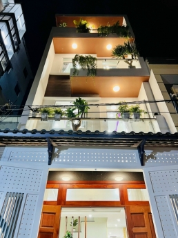 Nhà mới 3 tầng Huỳnh Văn Bánh, Phú Nhuận, 40m2 (4x10), chỉ 6.6 Tỷ.
