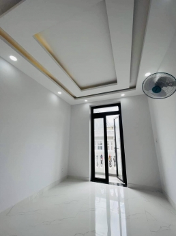 Bán Nhà 4 Tầng - Hẻm 6m - P15 Tân Bình - 5,2 tỷ - 41 m²