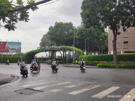 110#HTP - Hẻm Xe Tải - Lô Góc - Gần Aeon Tân Phú.