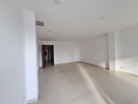 Bán nhà MTKD Nguyễn Khoái , Q4, 7 tầng - 79 Tỷ