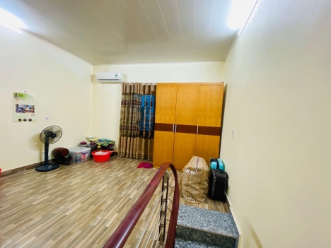 Bán nhà 2.5 tầng độc lập ngõ 97 Đình Đông dtmb 28m ngõ nông rộng. Sổ hồng chính chủ.