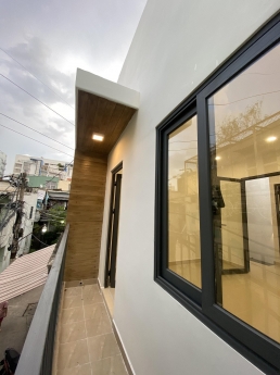 bán nhà đường thoại ngọc hầu cách 20m ra hxh 32M2 giá 2 tỷ 9 nhà 3 tầng