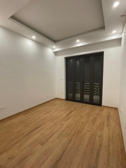 CẦN BÁN GẤP - 8,5 TỶ NHÀ PHÂN LÔ THÁI HÀ-TRUNG TÂM QUẬN ĐỐNG ĐA - Ô TÔ ĐỖ CỬA - VỊ TRÍ ĐẸP NHẤT PHỐ