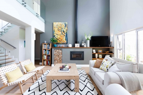 Nhà 3 tầng, 205m2 đường Núi Thành. Ngang 7.2m