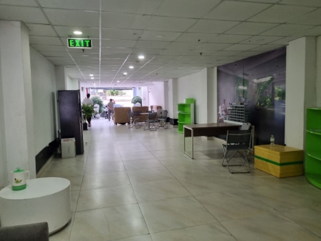 Bán nhà MTKD Nguyễn Khoái , Q4, 7 tầng - 79 Tỷ