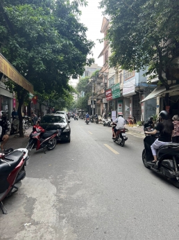 CÓ 1 KHÔNG 2 - BÁN NHÀ NGUYỄN THÁI HỌC HÀ ĐÔNG - VỊ TRÍ CỰC ĐỈNH - PHÂN LÔ - 30M2 NHỈNH 2 TỶ