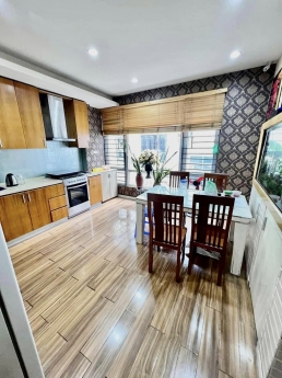 MẶT PHỐ TRUNG TÂM CẦU GIẤY - 60m2 - LÔ GÓC 3 MẶT - KINH DOANH - Ở SƯỚNG