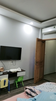 Bán nhà HXH Nguyễn Hữu Tiến mới đẹp kiên cố 4PN gần 60m2