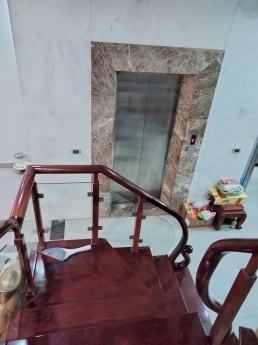 Bán nhà Ngã Tư Sở,Thanh Xuân,DT92x5,MT5.5,ô tô,giá 26 tỷ