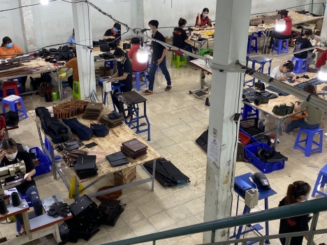 Xưởng chuyên sản xuất ví bóp da thắt lưng nhập sỉ từ 35k