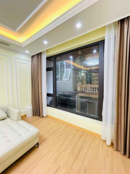 Nhà Đẹp kim giang 15 tỷ 110m x 4 tầng ,mặt tiên 6m Lô góc vew chợ ,oto 29 chỗ qua nhà