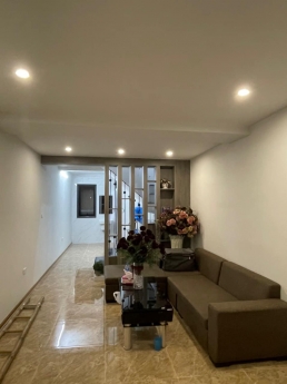 CẦN BÁN GẤP - 8,5 TỶ NHÀ PHÂN LÔ THÁI HÀ-TRUNG TÂM QUẬN ĐỐNG ĐA - Ô TÔ ĐỖ CỬA - VỊ TRÍ ĐẸP NHẤT PHỐ