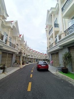 Duy Nhất tại GOLDEN HILL KQH đẹp và bài bản nhất Đà Lạt chỉ có 8ty