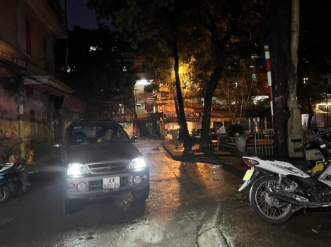 BÁN NHÀ PHỐ TÔN ĐỨC THẮNG, ĐỐNG ĐA, Ô TÔ, 40m2 5 TẦNG, GIÁ 4.1 TỶ