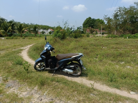 BÁN : LÔ GÓC ĐƯỜNG Ô TÔ ĐI THÔNG THOÁNG.