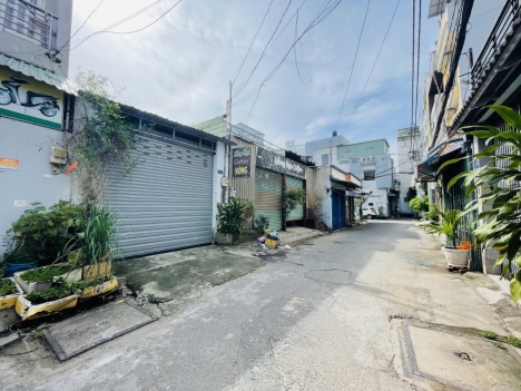 Bán Nhà gần Chợ TÂN HƯƠNG 4m x 14m Tây Sơn Tân Phú 4.5 tỷ